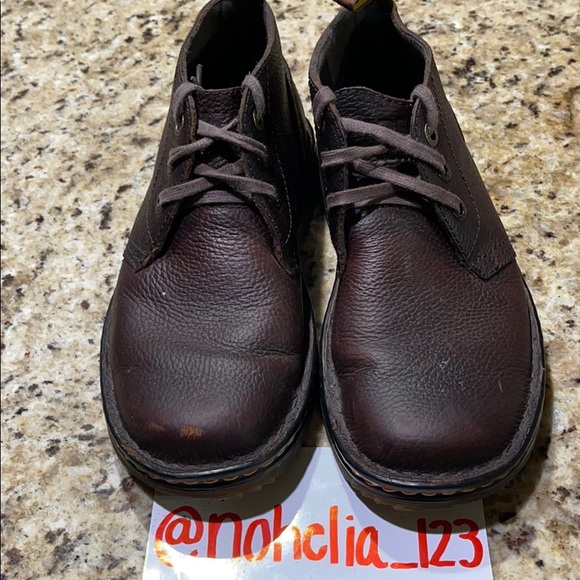 slip resistant chukka